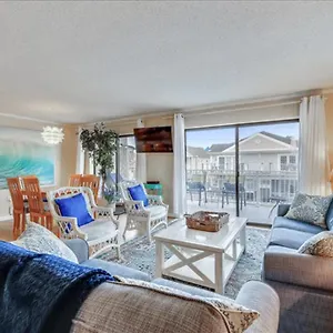 Sunrise Sea 210 Apartment